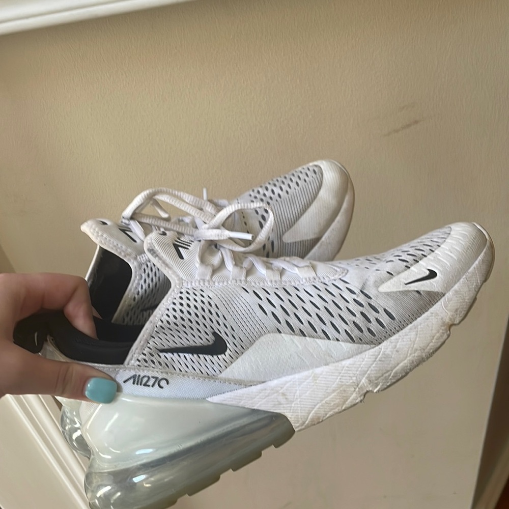 Nike Air Max 270 White Size 9